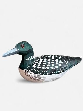 l'oisellerie toussaint Canada Hand carved and painted loon decoy 8.75” long